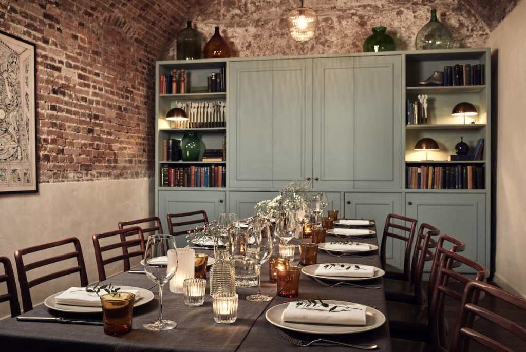 Private dining set up in Le Vestibule